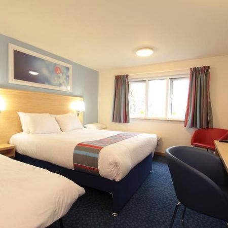 Travelodge Ashford Ашфорд Экстерьер фото